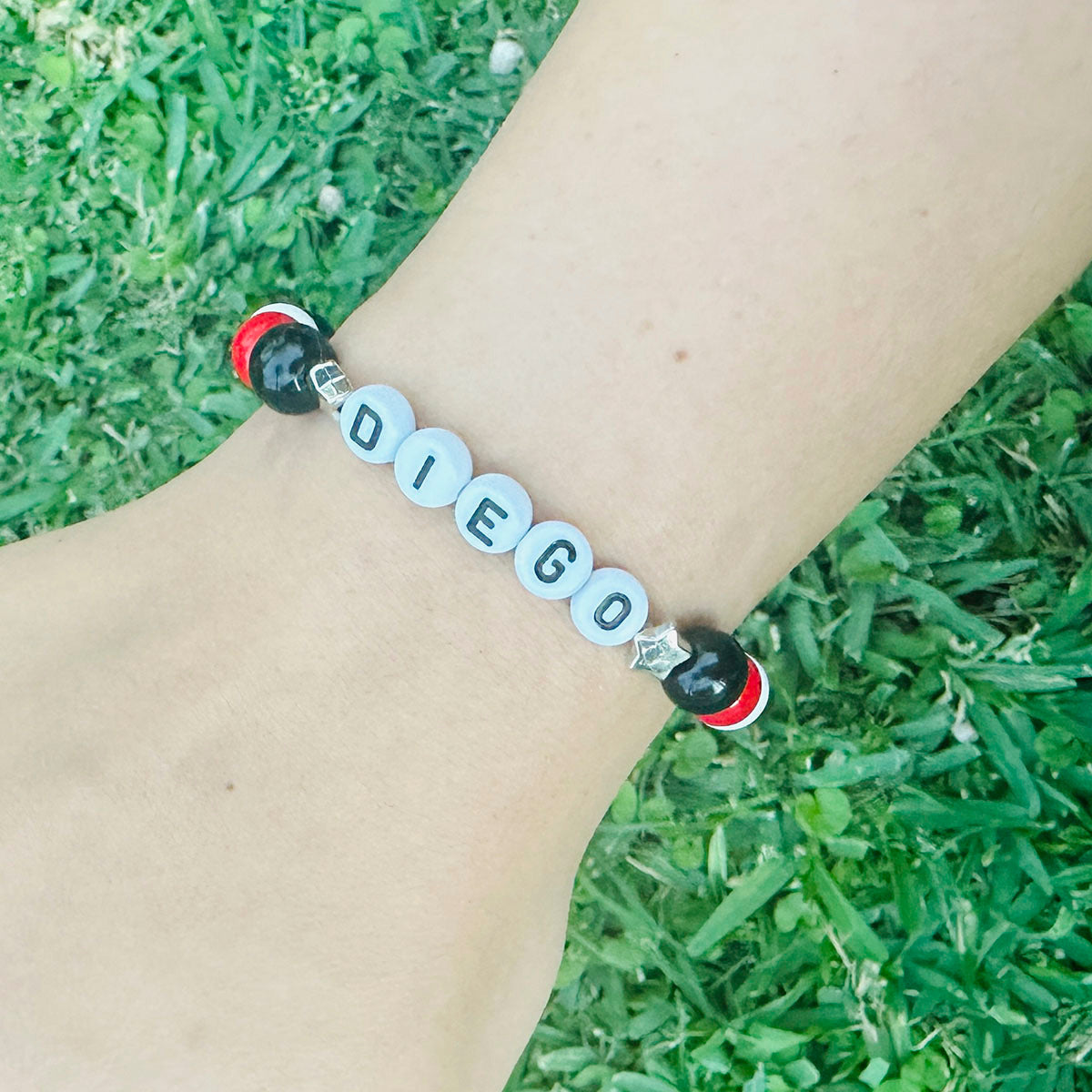 Pulsera Elástica Cuentas Diego Estrellas Platas